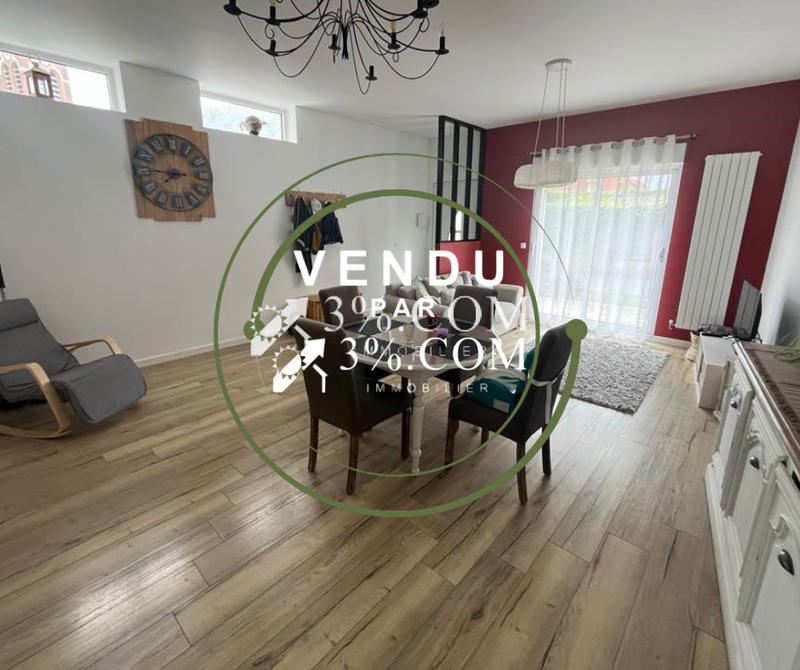 Maison - 90 m² - 4 pièces