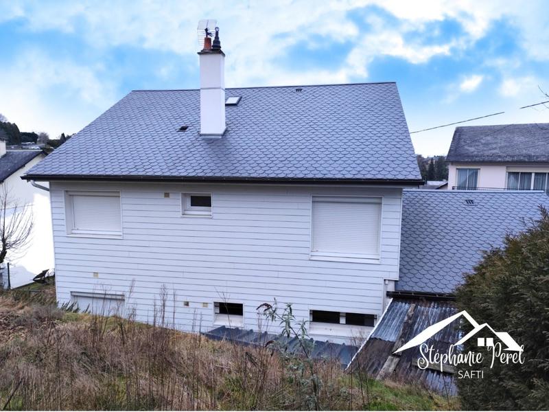 Maison - 137 m² - 5 pièces