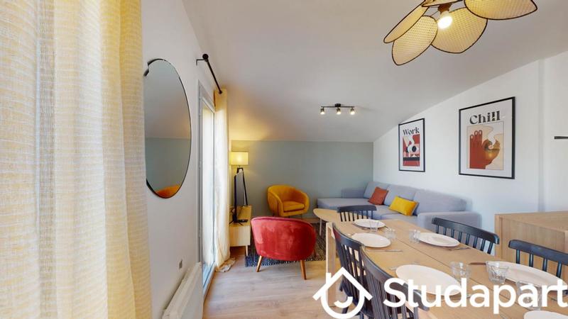 Chambre - 10 m² - 1 pièce