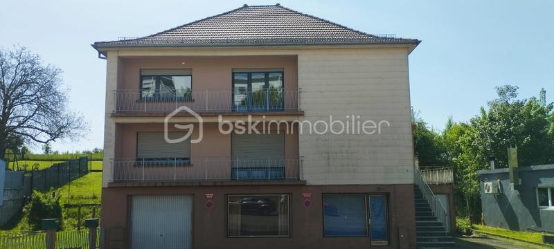 Immeuble - 242 m² - 12 pièces