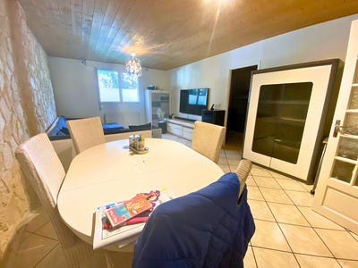 Appartement - 95 m² - 4 pièces