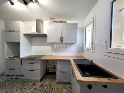 Maison - 96 m² - 4 pièces