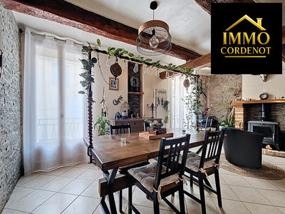 Maison ancienne - 91 m² - 3 pièces