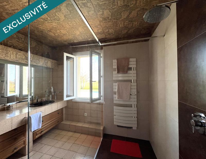 Maison - 136 m² - 5 pièces