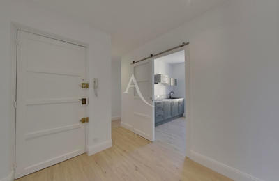 Appartement - 94 m² - 5 pièces