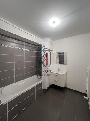 Appartement - 76 m² - 3 pièces