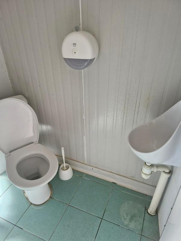 Fonds de commerce - 1 299 m²