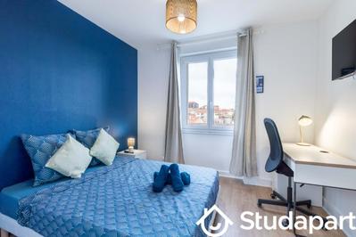 Chambre - 11 m² - 1 pièce