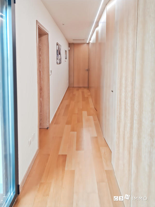 Maison - 143 m² - 5 pièces