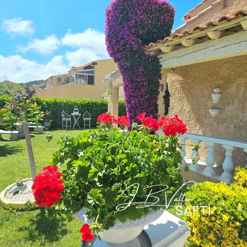 Maison - 135 m² - 6 pièces