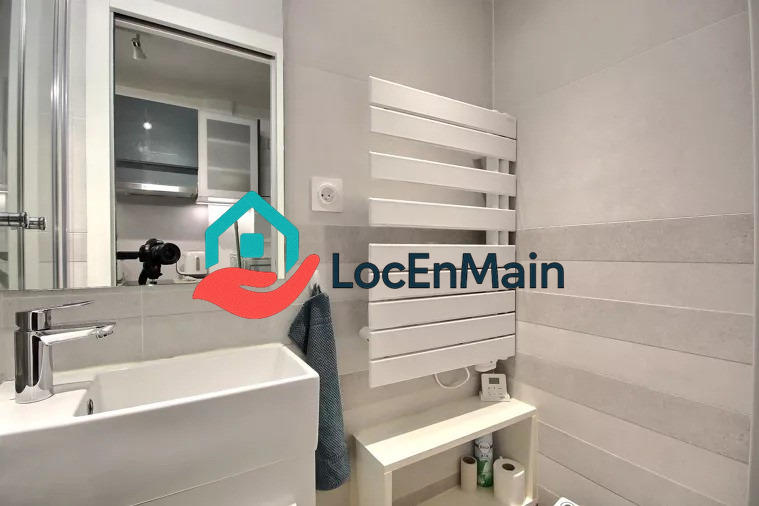 Studio - 15 m² - 1 pièce