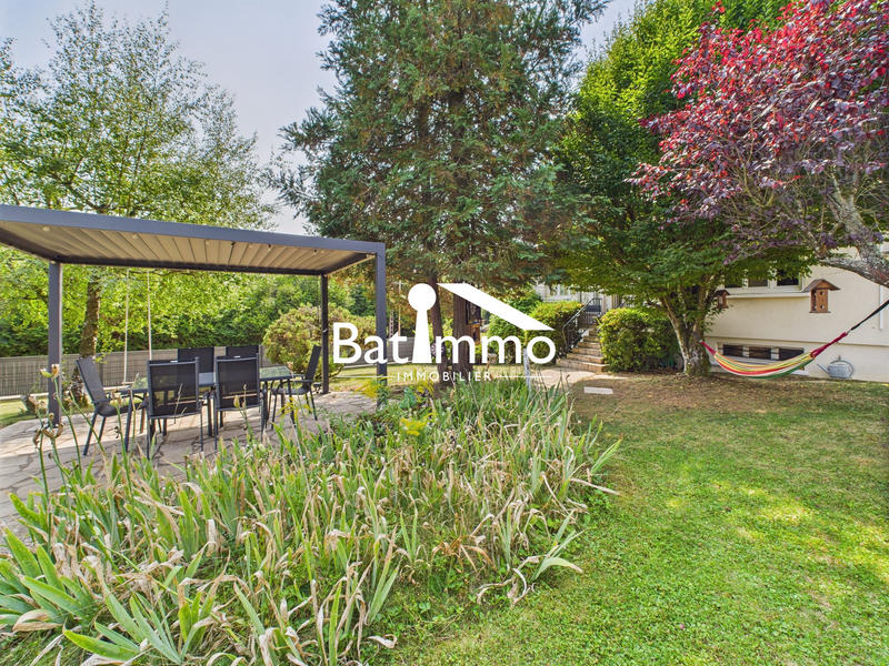 Maison - 121 m² - 5 pièces