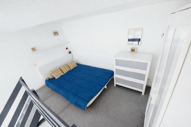 Studio - 25 m² - 1 pièce