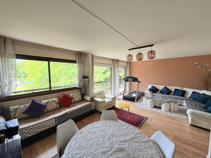 Appartement - 85 m² - 3 pièces