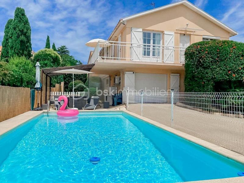 Villa - 130 m² - 5 pièces