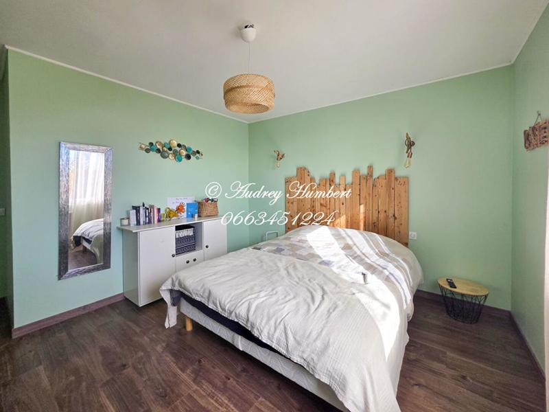 Maison - 180 m² - 6 pièces