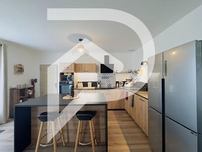 Maison - 80 m² - 3 pièces