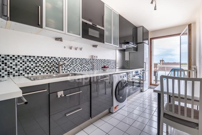 Appartement - 80 m² - 4 pièces