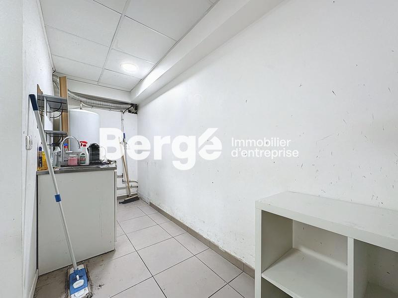 Local commercial - 121 m²