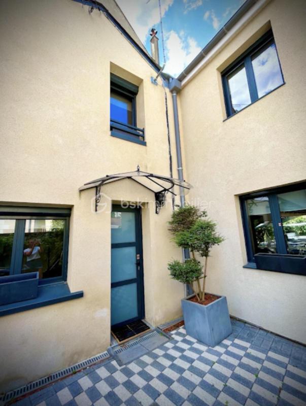 Maison - 130 m² - 7 pièces