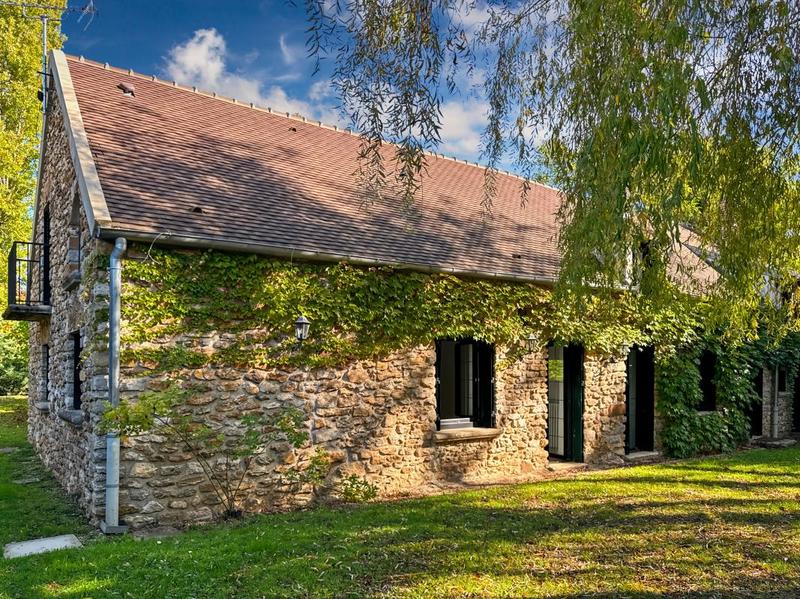 Maison - 200 m² - 6 pièces