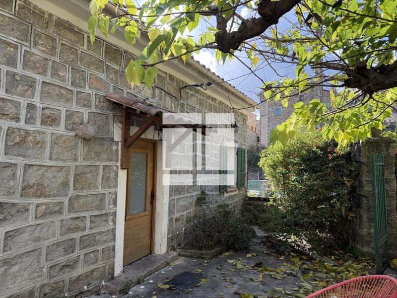 Maison de village - 128 m² - 4 pièces