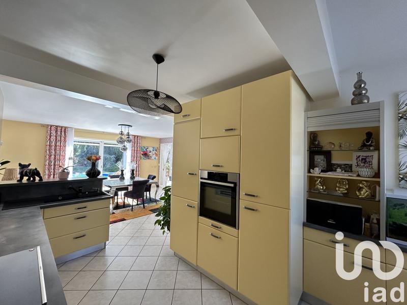 Maison - 143 m² - 6 pièces