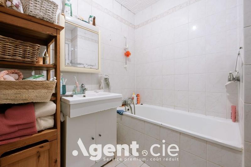 Maison - 100 m² - 6 pièces