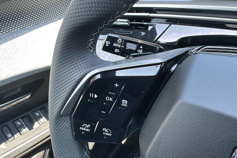 Peugeot 3008 Hybrid 145 E-Dcs6 Gt Alca