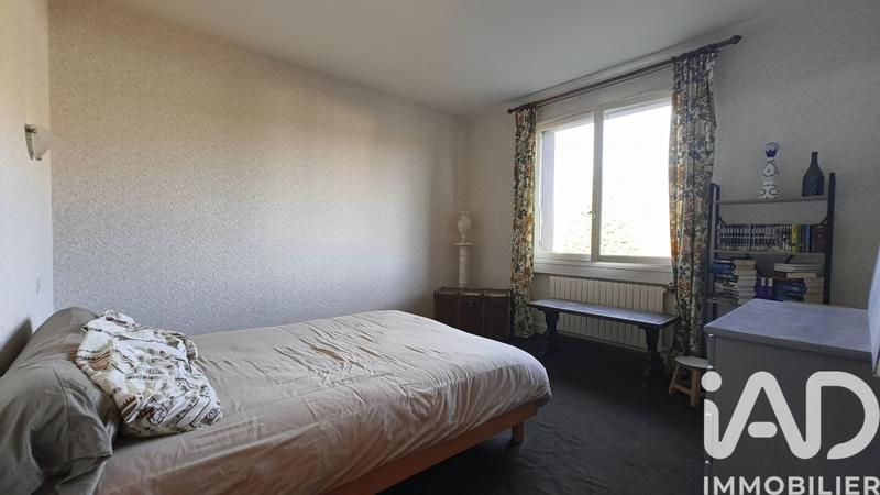 Maison - 252 m² - 12 pièces