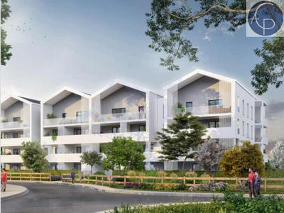 Appartement - 82 m² - 4 pièces