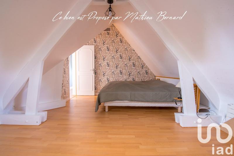 Maison - 214 m² - 9 pièces