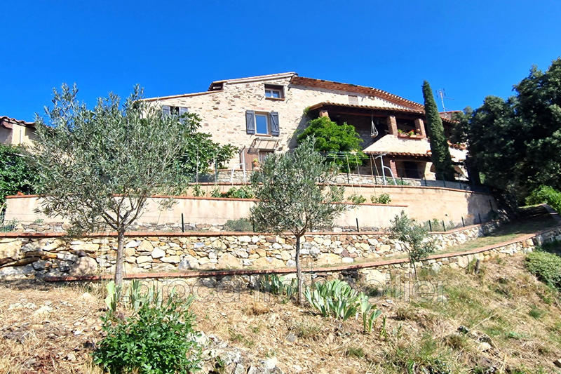 Mas - 295 m² - 11 pièces