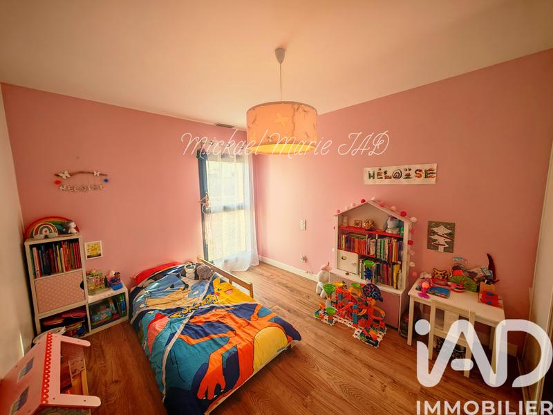 Maison - 137 m² - 5 pièces