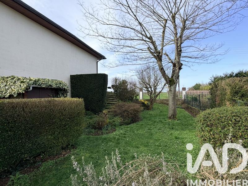 Maison - 99 m² - 5 pièces