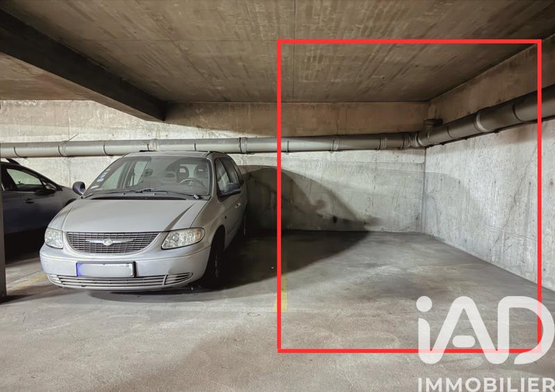 Parking - 13 m²