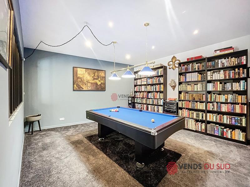 Maison - 246 m² - 6 pièces