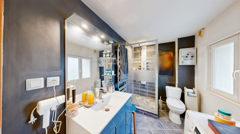 Maison - 127 m² - 7 pièces