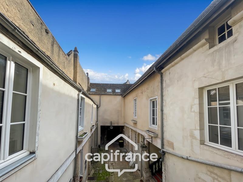 Appartement ancien - 144 m² - 5 pièces