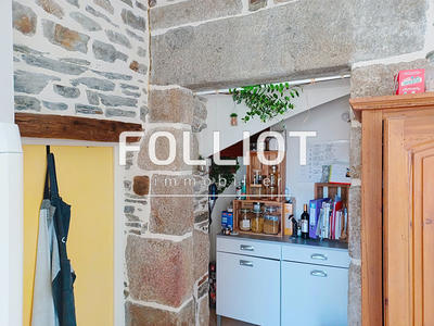 Maison - 111 m² - 7 pièces