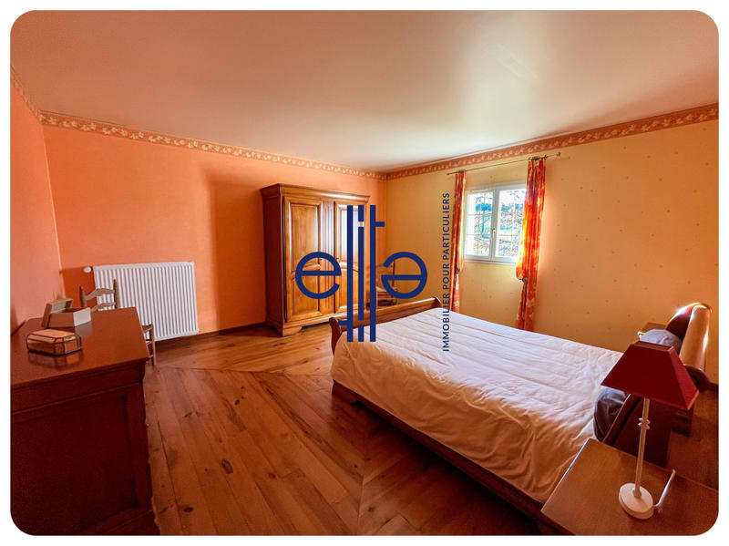 Maison - 190 m² - 6 pièces