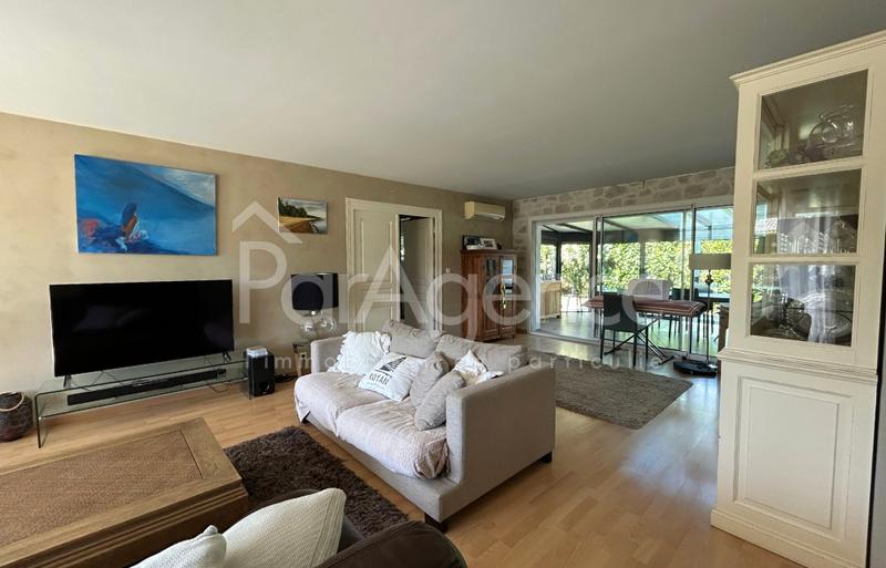 Maison - 184 m² - 6 pièces