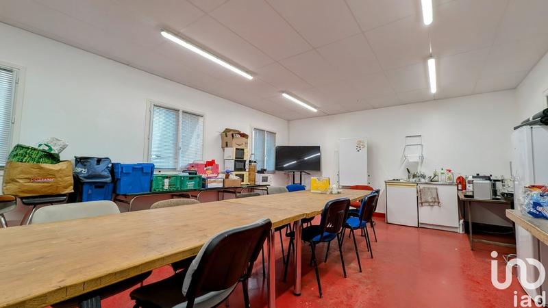 Local commercial - 1 500 m²