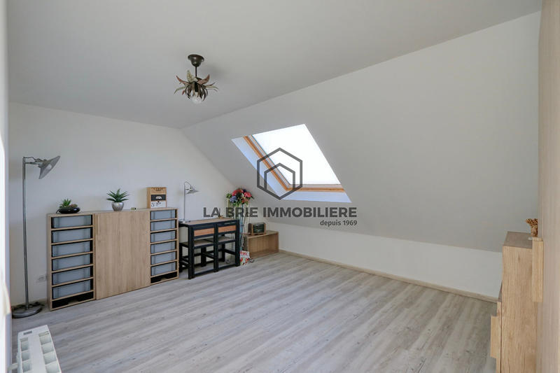 Maison - 128 m² - 7 pièces