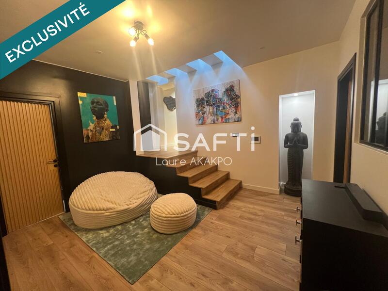 Appartement - 144 m² - 5 pièces