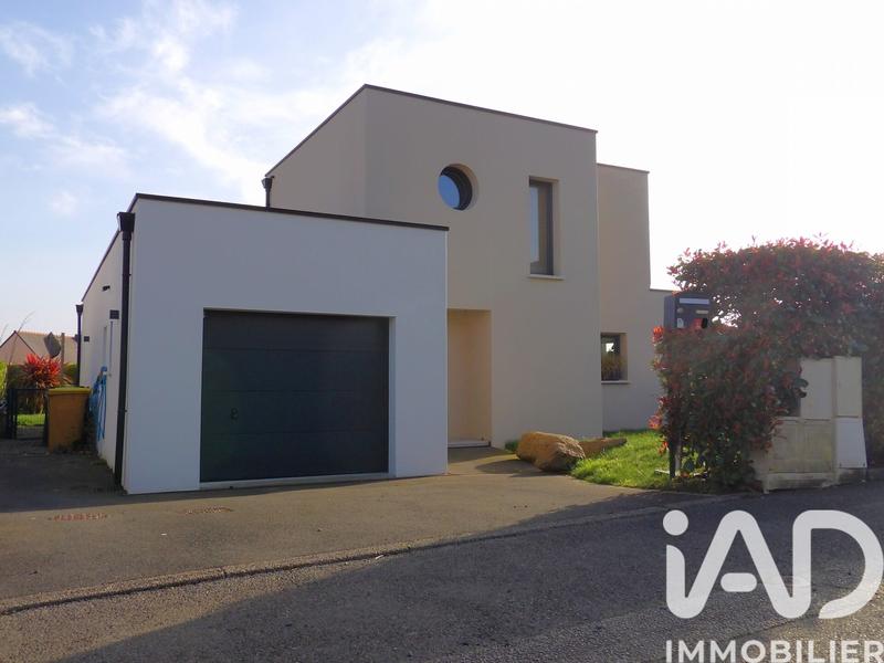 Maison - 101 m² - 5 pièces