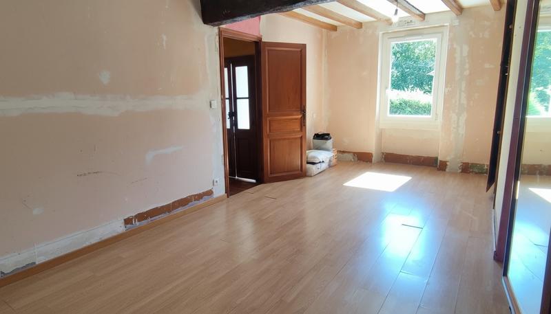 Propriété - 237 m² - 12 pièces