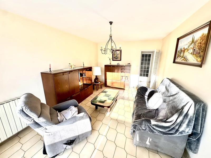 Appartement - 75 m² - 4 pièces