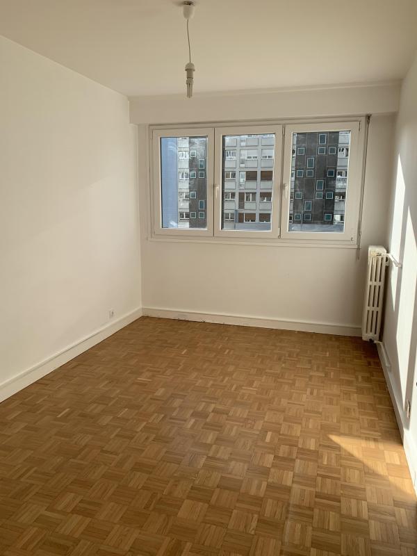 Appartement - 93 m² - 5 pièces