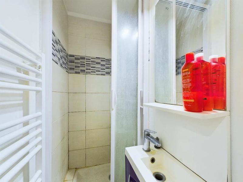 Appartement - 70 m² - 5 pièces